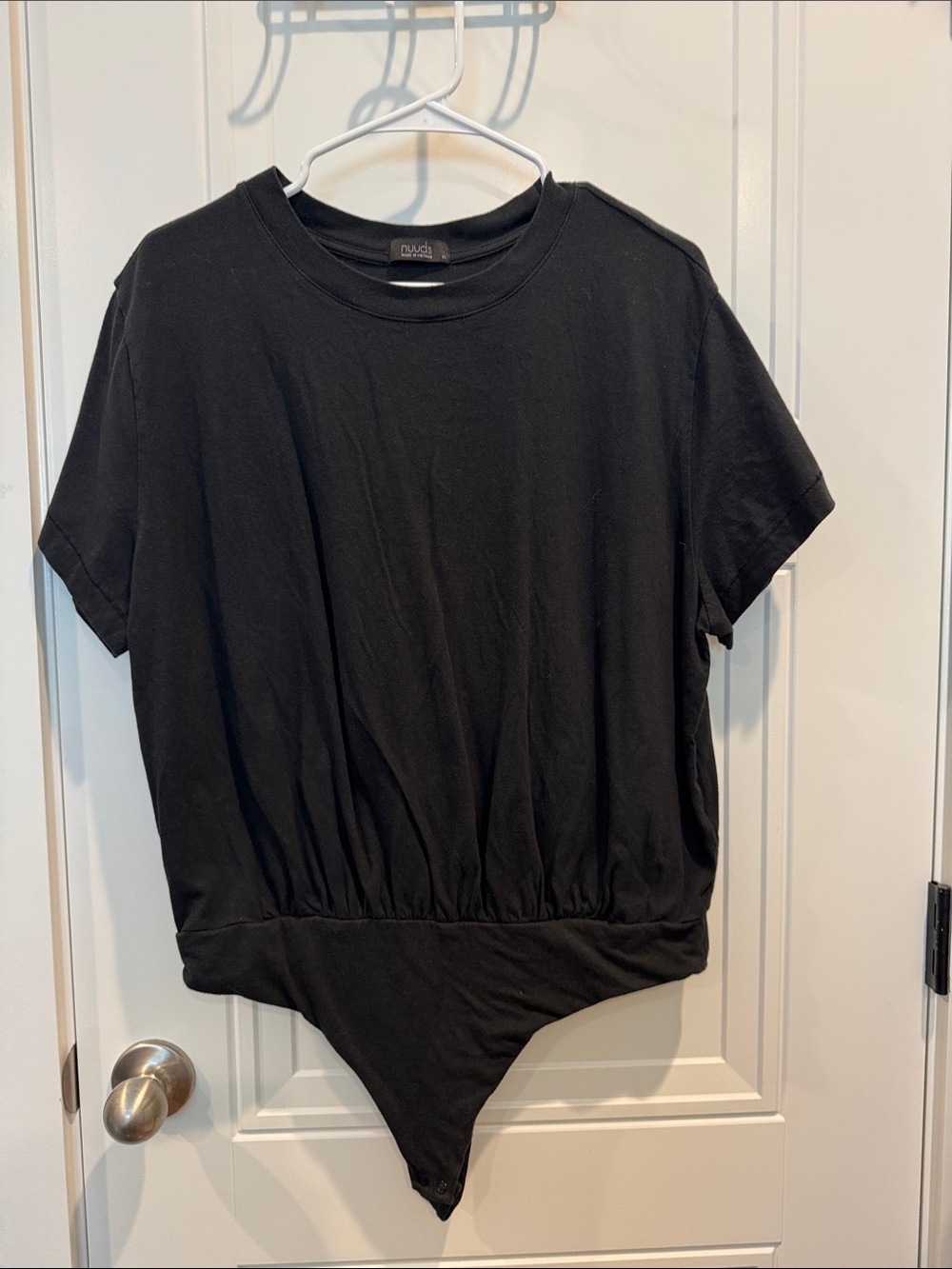 nuuds Black Short Sleeve Elastic-Waist Bodysuit Top